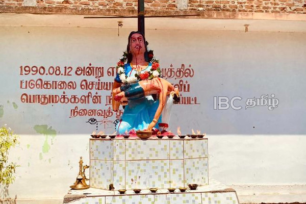 உணர்வுபூர்வமாக அனுஷ்டிக்கப்பட்ட வீரமுனை படுகொலையின் 33ஆவது நினைவேந்தல்! (படங்கள்) | 33Rd Commemoration Of Veeramunai Case