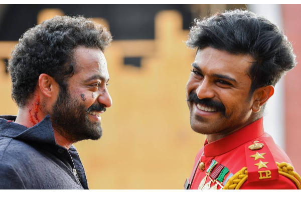 RRR திரைப்பட நட்சத்திரம் நடிகர் ராம் சரண் வசித்து வரும் வீட்டின் மதிப்பு மட்டும் எத்தனை கோடியா? | Rrr Movie Star Ram Charan Luxary House