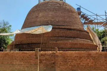 நீதிமன்ற கட்டளையை உதாசீனம் செய்து முற்றுப் பெற்ற குருந்தூர்மலை விகாரை!(Photo