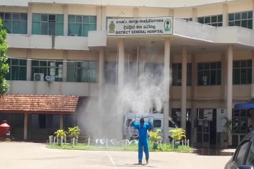 வவுனியா வைத்தியசாலையில் கோவிட் தொற்று நீக்கும் செயற்பாடு