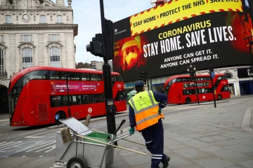 லண்டனில் முகக் கவசத்தை அகற்றியவருக்கு காத்திருந்த அதிர்ச்சி