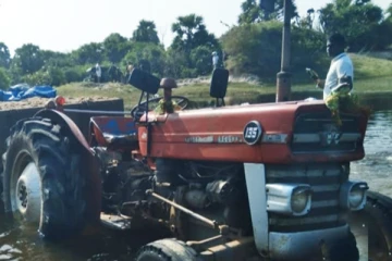 யாழில் துப்பாக்கிச்சூடு நடத்திய இராணுவம்; தலை தெறிக்க ஓடிய  நபர்கள்!