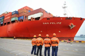 ட்ரம்பின் வரி யுத்தம் ஒரு பக்கம்... மறுபக்கம் ஏற்றுமதியில் அதிரடி காட்டிய சீனா