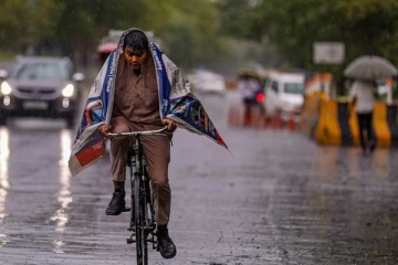 அடுத்த 3 மணி நேரத்தில் 25 மாவட்டங்களில் கொட்ட போகும் மழை..!