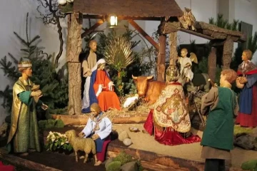 கிறிஸ்துமஸ் கோலாகலம் - தேவாலயங்களில் சிறப்பு பிரார்த்தனை - மக்கள் உற்சாக கொண்டாட்டம்