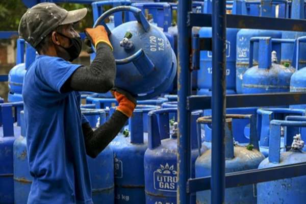 சமையல் எரிவாயு நெருக்கடி! இலங்கை அரசாங்கம் கண்டுப்பிடிக்கும் புதிய உத்தி - ஐபிசி தமிழ்