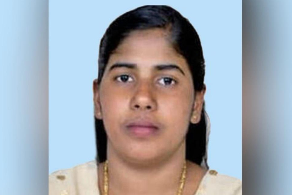 கேரள செவிலியரின் உயிர்தான் வேண்டும்: கொல்லப்பட்டவர் தரப்பில் எச்சரிக்கை | Death Penalty Case Of Kerala Nurse In Yemen
