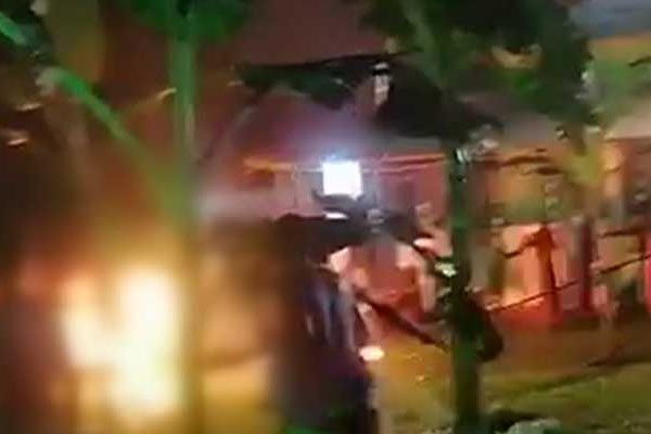 ஆலய தேர்த் திருவிழாவில் தீயில் சிக்கி பூசாரி உயிரிழப்பு | Priest Dies In Fire At Temple Festival