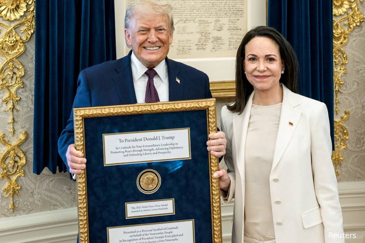 பாகிஸ்தான் பிரதமருக்கு அமைதிக்கான நோபல் பரிசு - முன்னாள் இத்தாலி பிரதமர் கோரிக்கை | Italy Ex Pm Call Nobel For Pakistan Iran Ceasefire