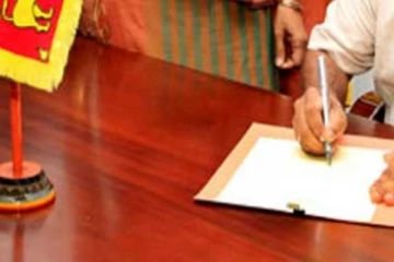 අමාත්‍යාංශ ලේකම්වරු පත් කිරිම සම්බන්ධයෙන් ජනාධිපතිවරයාට විශේෂ දැනුම්දීමක්..