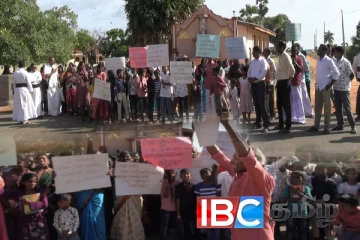 மன்னார் மக்களுக்கு ஆதரவு தெரிவித்து வீதிக்கு இறங்கிய வெற்றிலைக்கேணி மக்கள்!