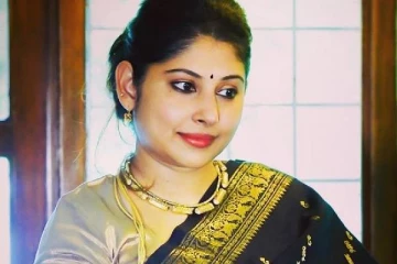 மாற்றுத்திறனாளிகள் குறித்து பேசி சர்ச்சையில் சிக்கிய பெண் IAS அதிகாரி!