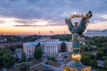 විදෙස් ගත් ශ්‍රී ලාංකිකයන් පිරිසක් ගැන ඇමති ගත්ත තීරණය...