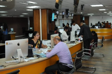 அரச மற்றும் தனியார் ஊழியர்களின் விடுமுறை தொடர்பில் விசேட அறிவிப்பு