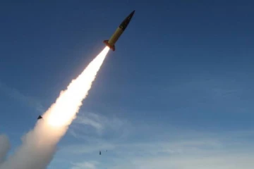 முதன்முறையாக நீண்ட தூரம் சென்று தாக்கும் ஏவுகணைகளை ரஷ்யா மீது பயன்படுத்திய உக்ரைன்!