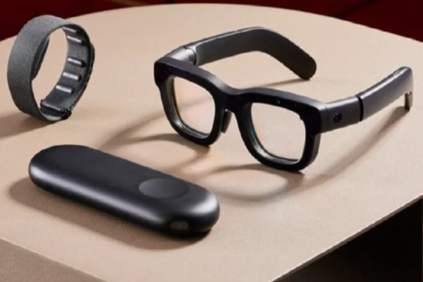 இனிமேல் ஸ்மார்ட் போன்களும் இல்லை ; மெட்டாவின் அடுத்த ஆச்சரியம் | Meta S Latest Shocker Life Beyond Phones