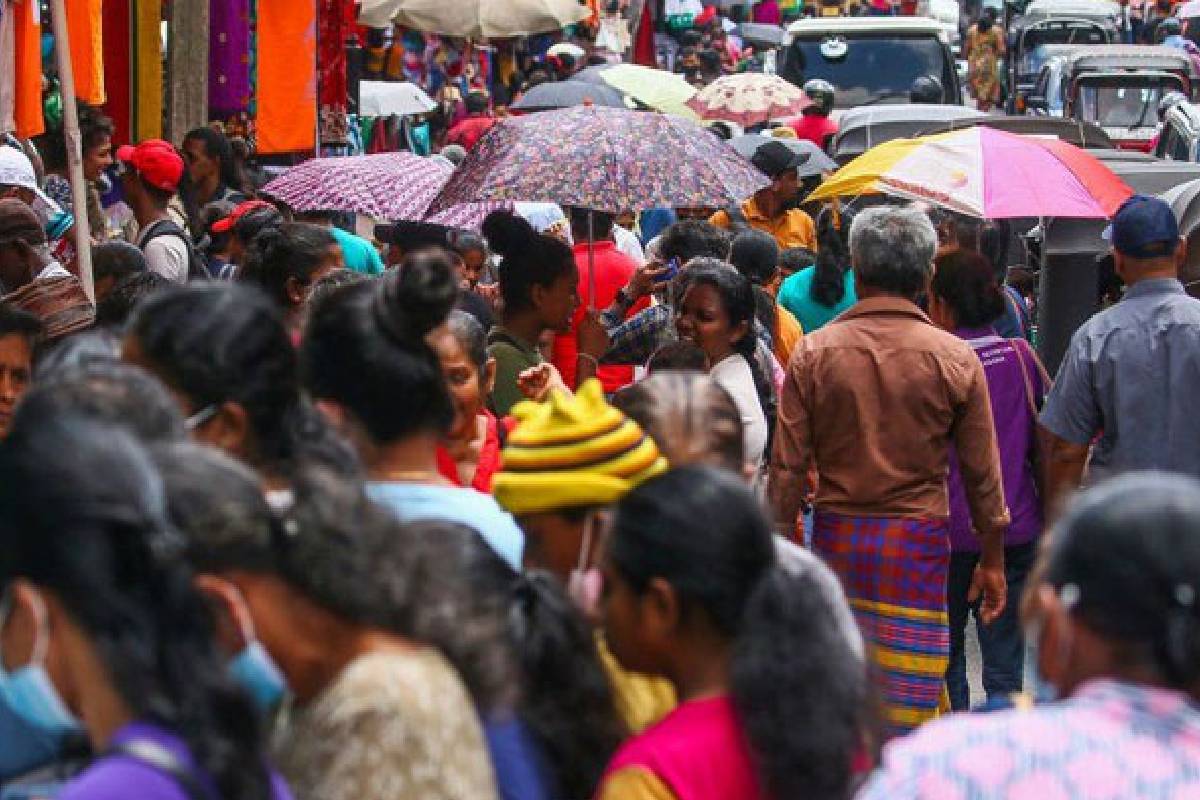 நாட்டு மக்களுக்கு வாக்குறுதியளித்து ஏமாற்றிய அரசாங்கம்! நாமல் விமர்சனம் | Government Deceived Promising Vitz Cars Namal