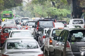 அரச உயர் அதிகாரிகளுக்கு 1000 வாகனங்களை இறக்குமதி செய்ய அனுமதிப்பத்திரம் வெளியீடு