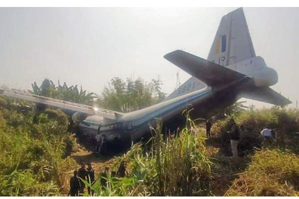 கனடா விமான விபத்தில் 6 பேர் பலி | 6 Killed In Canada Plane Crash