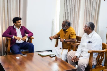 கிழக்கு மாகாண ஆளுநரை சந்தித்த மக்கள் அரசியல் பிரதிநிதிகள்