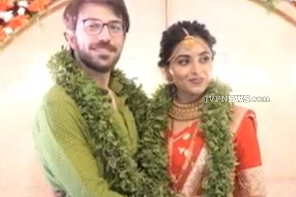 விமானத்தில் ஏற்பட்ட காதல்: இத்தாலி இளைஞரை திருமணம் செய்த இந்திய பெண்! | Love On The Plane India Girl Married Italian Youth