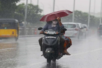 தமிழகம் மற்றும் புதுச்சேரியில் இன்று முதல் 7 நாட்களுக்கு மழை- வானிலை மையம் எச்சரிக்கை