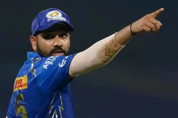 மும்பை இந்தியன்ஸ் அணியை விட்டு விலகும் ரோகித் சர்மா? ரசிகர்கள் அதிர்ச்சி!