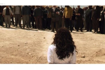 தகாத உறவு... பெண்ணுக்கு கல்லெறிந்து கொல்லும் தண்டனை! எங்கு?