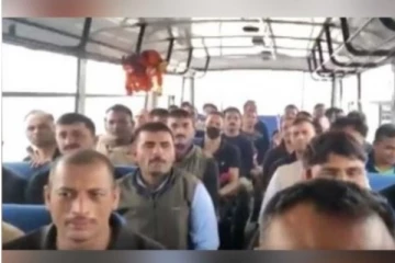 ‘வந்தே மாதரம்’ - ஆப்கானில் இருந்து திரும்பிய இந்தியர்கள் நெகிழ்ச்சி