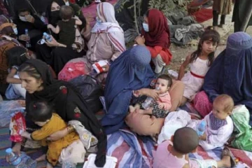 வீடுகளிலேயே முடங்கி கிடக்கும் காபூல் நகர மக்கள்: அச்சத்தில் பெண்கள்