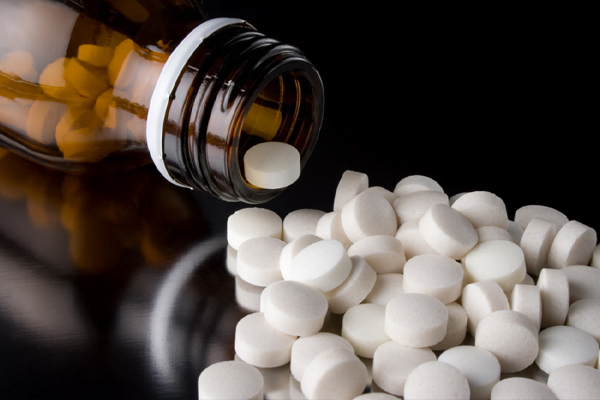 மருத்துவ பரிந்துரைகள் இன்றி சிகிச்சை பெற வேண்டாம் | Do Not Seek Treatment Without Medical Advice