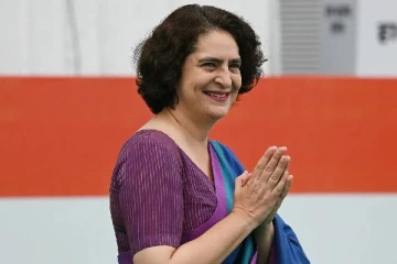 அண்ணன் ராகுலின் சாதனையை முறியடித்த பிரியங்கா - வரலாற்று வெற்றி!