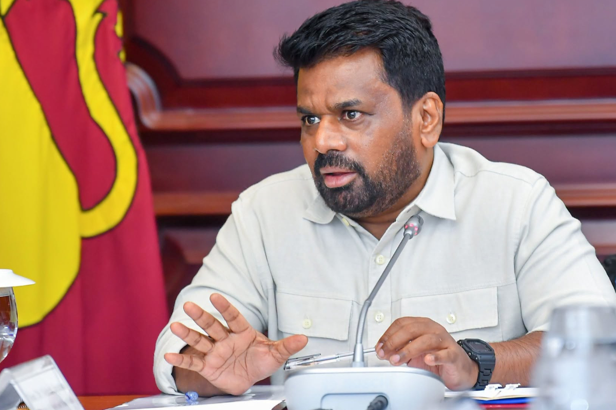 மகிந்த ராஜபக்சவின் முன்னாள் பாதுகாப்புப்படை உறுப்பினரொருவர் கைது | Police Arrest Facebook Post Insulting Anura