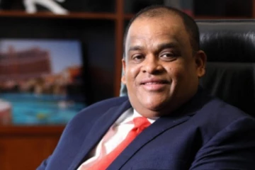 ඩොලර් රටට ගේන ව්‍යාපෘති ගැන ධම්මික පෙරේරාගෙන විශේෂ ප්‍රකාදයක්..