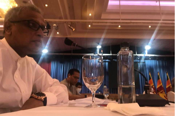 சுமந்திரனின் ஒழுங்குபடுத்தலில் இரகசிய பேச்சுவார்த்தை? நட்சத்திர விடுதியில் ஒன்று கூடிய பிரமுகர்கள்! - ஐபிசி தமிழ்