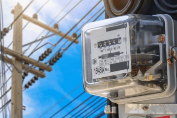 අප්‍රේල් 1 විදුලි බිලට අමතරව තවත් බිලක්? - සමස්ත ගාස්තු ඉහළ යාම 25% පනින ලකුණු