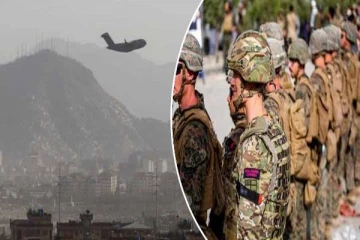 இராணுவ வீரர்களுடன் ஆப்கானிஸ்தானிலிருந்து பறந்த கடைசி இங்கிலாந்து விமானம்