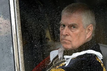 ஒருவரால் மட்டுமே அரண்மனையில் இருந்து ஆண்ட்ரூவை வெளியேற்ற முடியும்: அது மன்னர் சார்லஸ் அல்ல