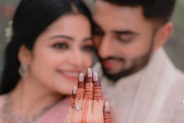 பிக்பாஸ் 2 நடிகை ஜனனிக்கு நடந்து முடிந்த நிச்சயதார்த்தம்!! மாப்பிள்ளை யார் தெரியுமா..