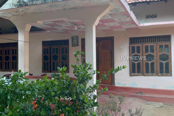 தமிழர் பகுதி வீடொன்றில் பயங்கரம் ; CCTV காட்சியால் வெளிநாட்டில் வாழும் மகனுக்கு அதிர்ச்சி | Horror In Mullaitivu Shocked By The Incident தமிழர் பகுதி வீடொன்றில் பயங்கரம் ; CCTV காட்சியால் வெளிநாட்டில் வாழும் மகனுக்கு அதிர்ச்சி | Horror In Mullaitivu Shocked By The Incident