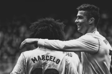 கதறி அழுத பிரபல வீரர்.. கால்பந்து எனக்கு இந்த சகோதரரை தந்தது என உருகிய ரொனால்டோ