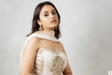 பிரதர் பட நாயகி பிரியங்கா மோகனின் தீபாவளி ஸ்பெஷல் போட்டோஷூட்..