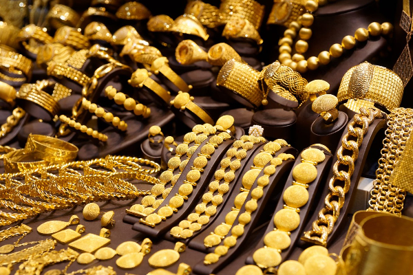 தங்கத்தின் விலையில் ஏற்பட்ட மாற்றம்..! இன்றைய தங்க நிலவரம் | Gold Prices Sri Lanka Price Range Gold Market