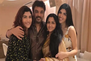 இனியும் பொறுக்க முடியாது.... தலையில் ஏறி மிதித்து விடுவார்கள்! மகளுக்காக கொந்தளித்த குஷ்பு