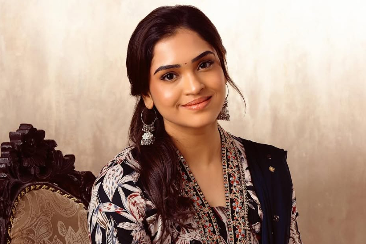 பிக் பாஸ் பிரபலம் வர்ஷினி கைது.. ரூ. 5 லட்சம் பணம் பறிப்பு | Bigg Boss Varshini Venkat Arrested By Chennai பிக் பாஸ் பிரபலம் வர்ஷினி கைது.. ரூ. 5 லட்சம் பணம் பறிப்பு | Bigg Boss Varshini Venkat Arrested By Chennai