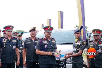 භාවිතයෙන් ඉවත් කළ යුද්ධ හමුදා වාහන 76ක් නවීකරණය කර නැවත සේවයට