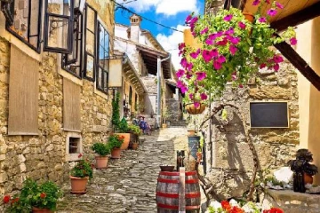 உலகிலேயே மிகச்சிறிய நகரம் எங்குள்ளது? மொத்தமாகவே 52 பேர் தான்