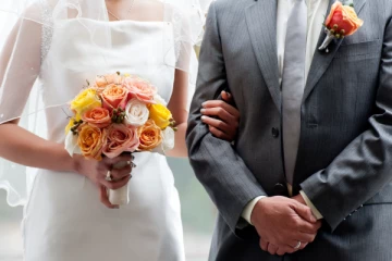 37 நாட்களுக்குள் நான்கு முறை திருமணம் ; அடுத்த நாளே விவாகரத்து! வங்கி ஊழியர் செய்த செயல்!