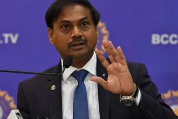 “தங்க உண்டியல தகர டப்பானு நெனச்சிட்டிருக்காங்க” - இளம் வீரரை புகழ்ந்து பேசிய எம்.எஸ்.கே.பிரசாத்