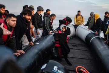 புலம்பெயர்வோரைக் கட்டுப்படுத்த பிரித்தானியா கொடுக்கும் பெருந்தொகை: பிரான்ஸ் அதை எப்படி பயன்படுத்தப்போகிறது?